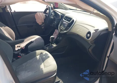 2017 Chevrolet Sonic Lt Auto из США, поврежденный, VIN 1G1JG6SH9H4156444